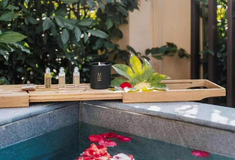 ホテル Ocean Spring Resort Chengdu   Mgallery