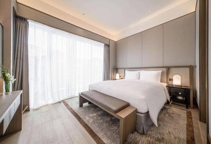 Hotel Ocean Spring Resort Chengdu Mgallery