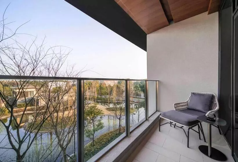 ホテル Ocean Spring Resort Chengdu   Mgallery