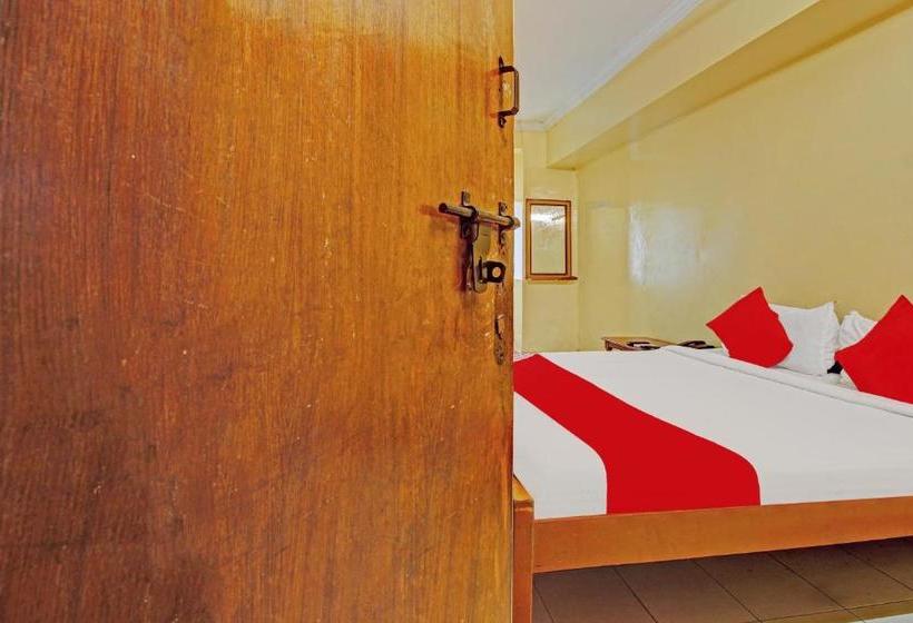 בית מלון כפרי Oyo 78391 Svr Lodge