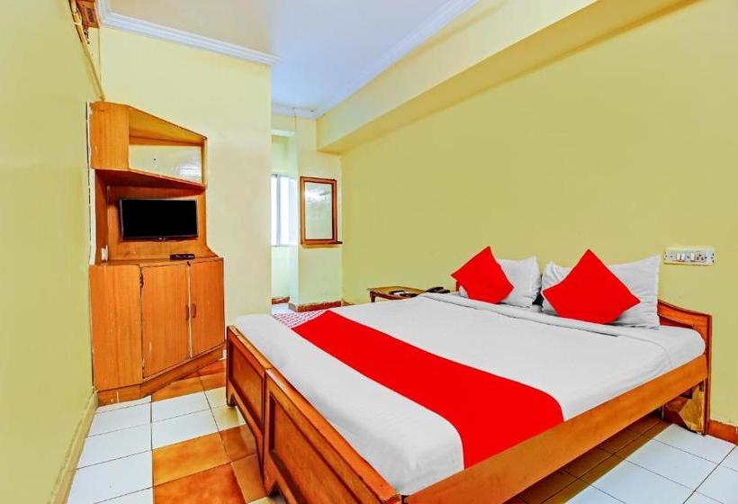 בית מלון כפרי Oyo 78391 Svr Lodge