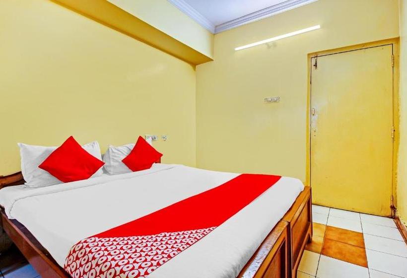 בית מלון כפרי Oyo 78391 Svr Lodge