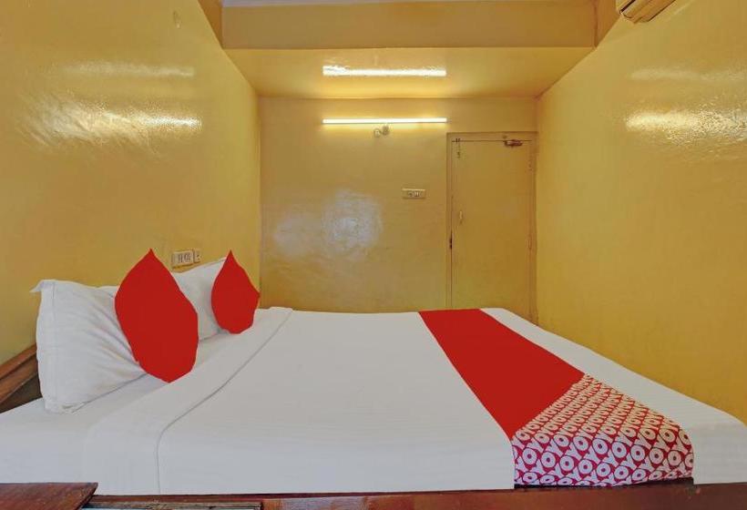 בית מלון כפרי Oyo 78391 Svr Lodge