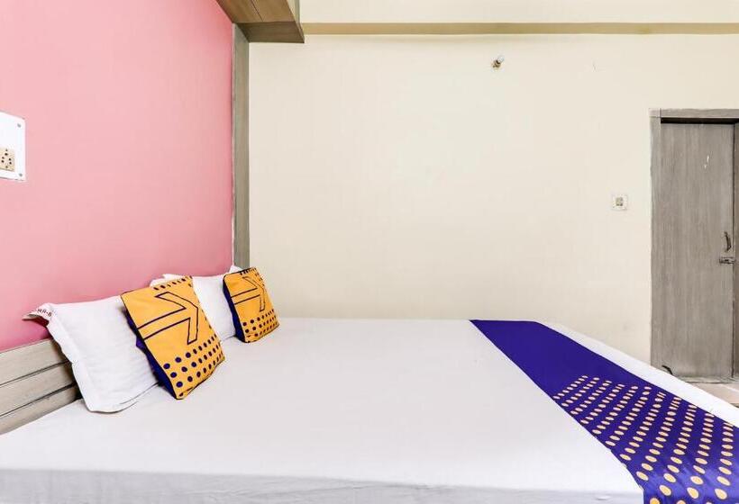 هتل Spot On 78479 Horas Regency