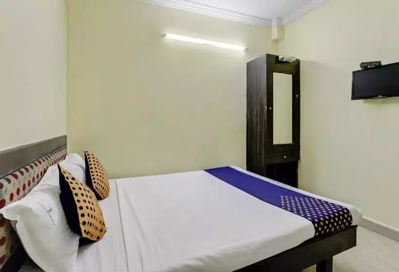 Hotelli Spot On Grand Residency