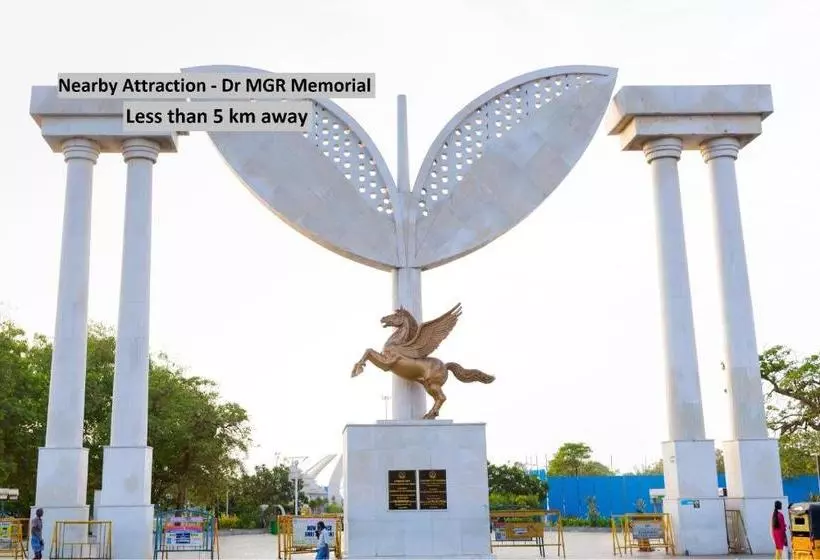 Hotelli Spot On Grand Residency