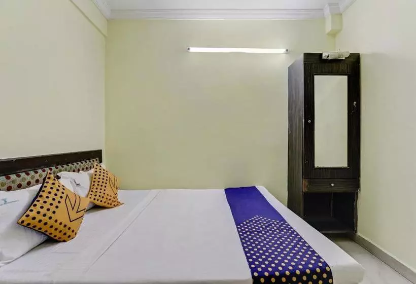 Hotelli Spot On Grand Residency