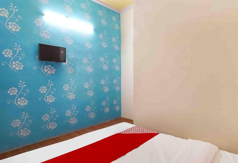 בית מלון כפרי The Golden Crown