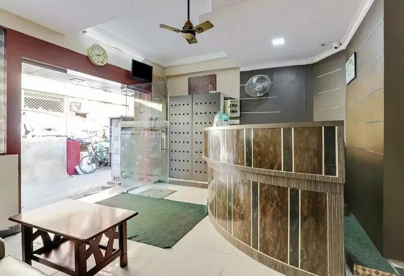 Hotelli Spot On Grand Residency