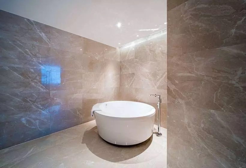 ホテル Wyndham Shiyan Downtown