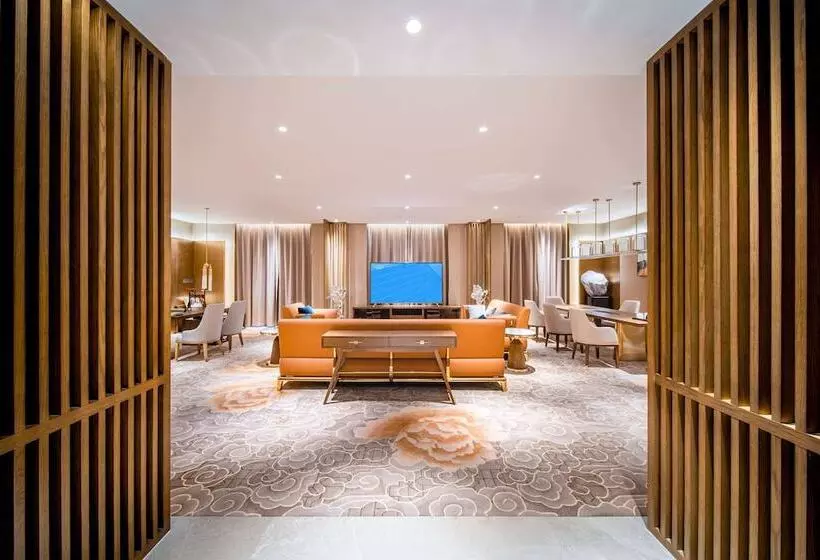 ホテル Wyndham Shiyan Downtown