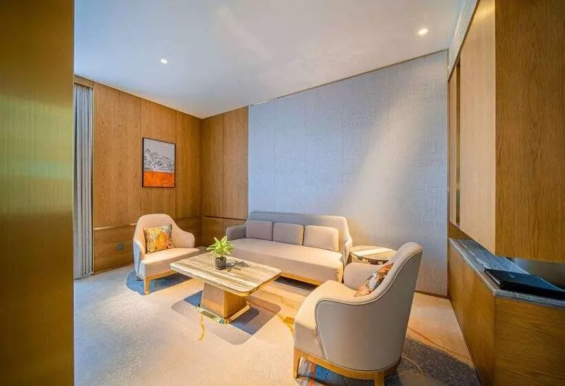 ホテル Wyndham Shiyan Downtown