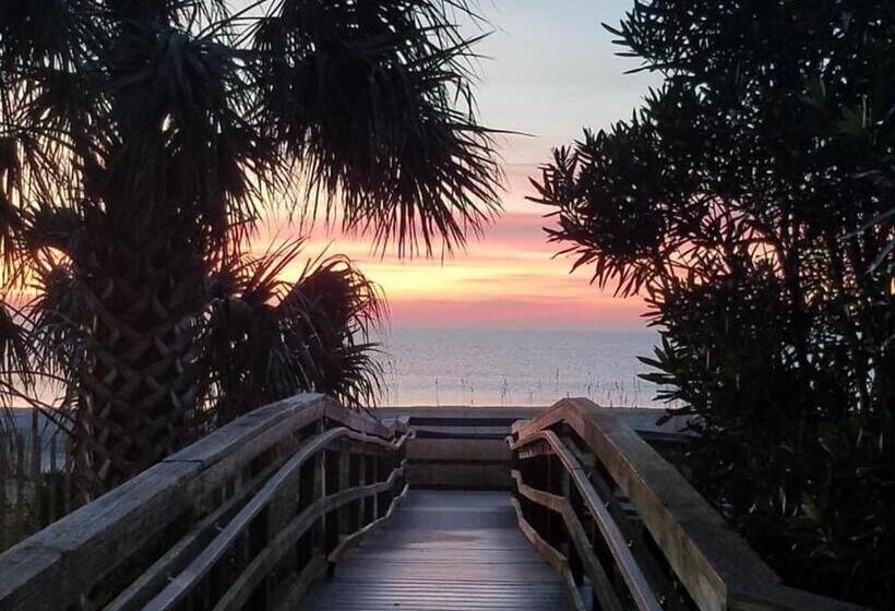 Ocean Front, Private Balconies