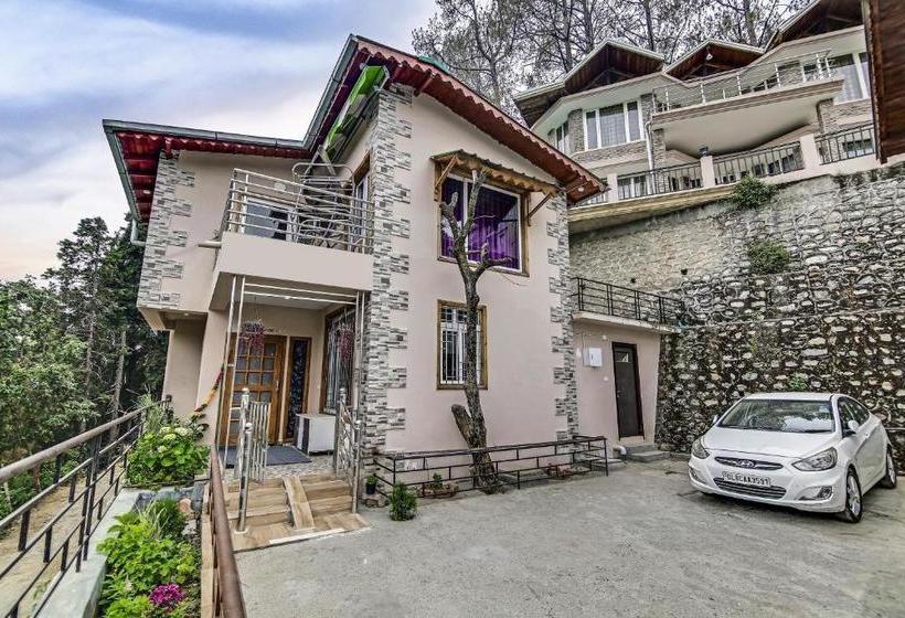 펜션 Oyo 78260 Naini Greens Villa