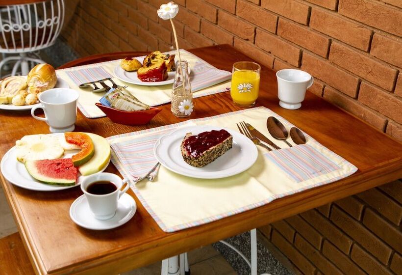 Pension Pousada Pink Village