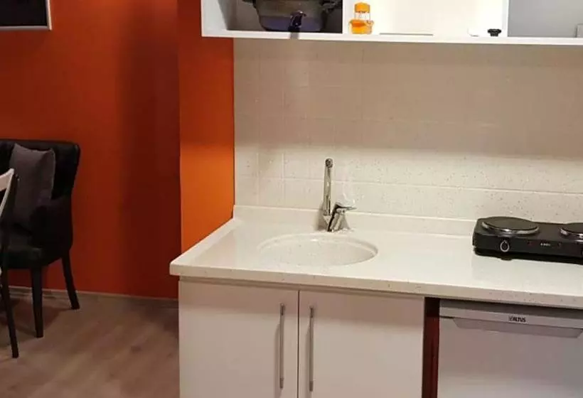 Dolly Apartments