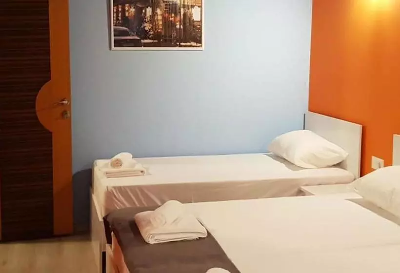 Dolly Apartments
