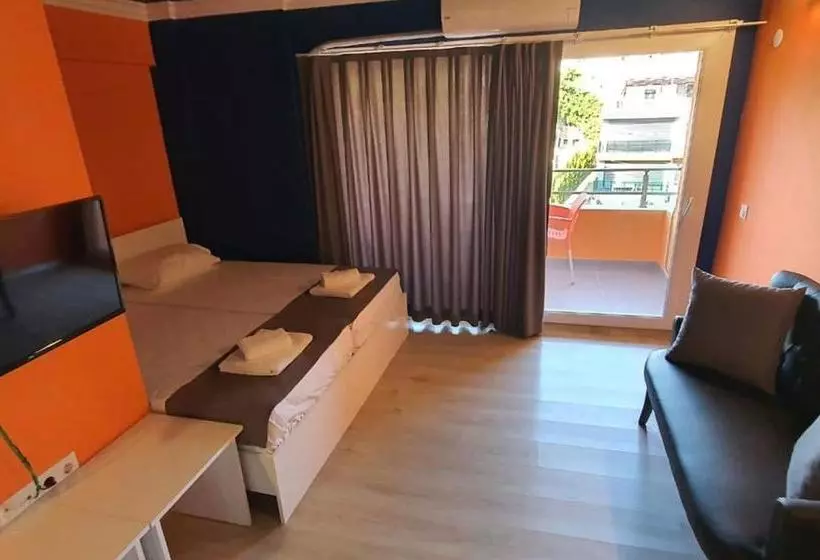 Dolly Apartments