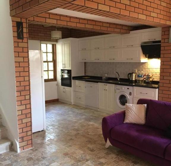 Hamburg Apart Hotel Antalya