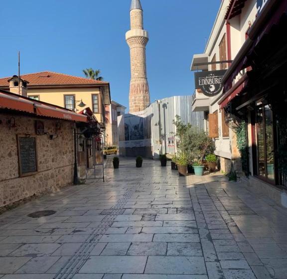 Hamburg Apart Hotel Antalya