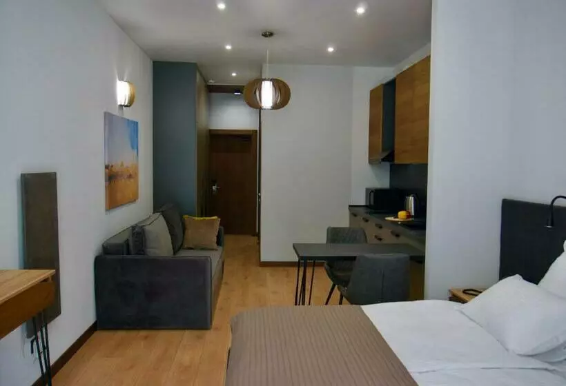 Hotelli Apartel Shayan