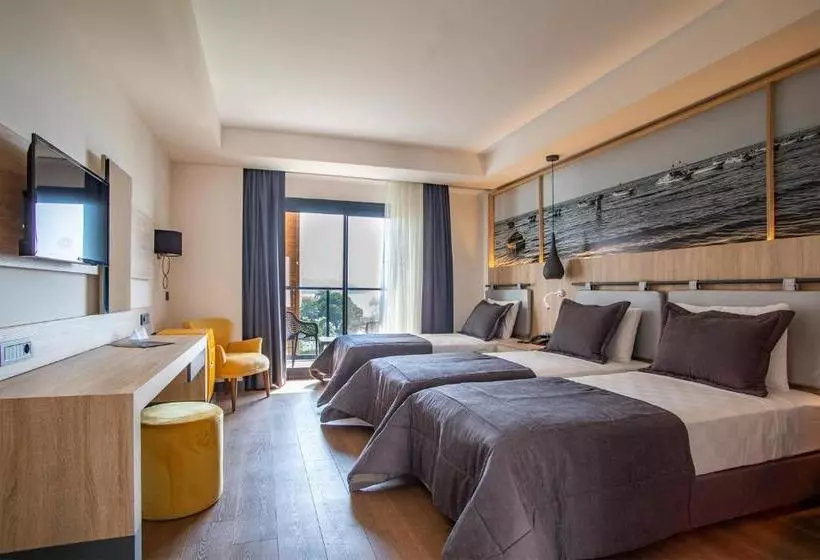 Maia Luxury Beach Hotel & Spa