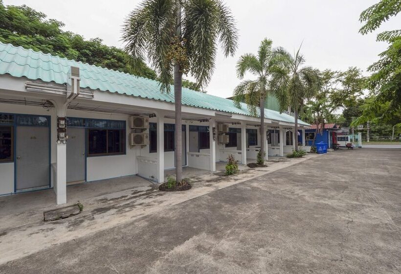 Hotel Oyo 75322 Tha Burapa Resort Bangsean