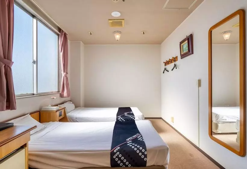 ホテル Oyo  Suncity Oyama