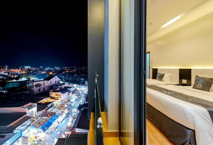 فندق The Empire