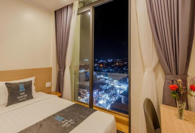 فندق The Empire