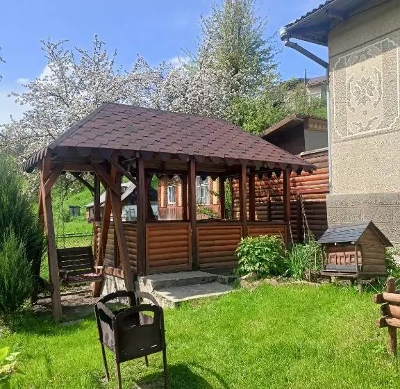 Majatalo гостьовий двір