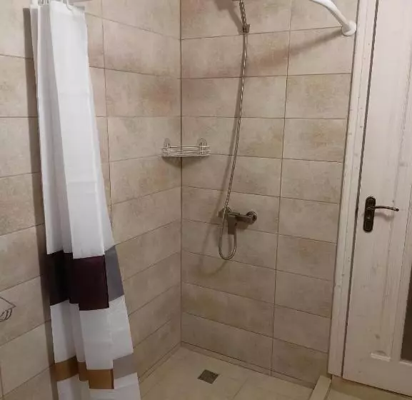 Majatalo гостьовий двір