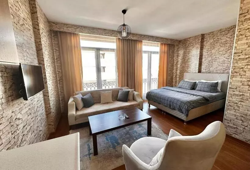 هتل Sabi̇ha Gokcen İstanbul Houses