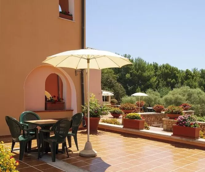 Club Hotel Torre Moresca