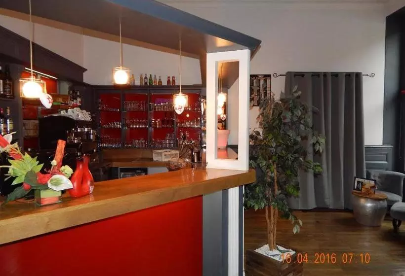 Отель Hôtel Du Parc