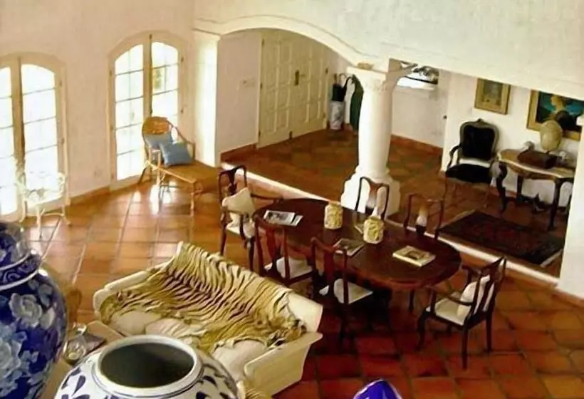 ホテル La Bluette