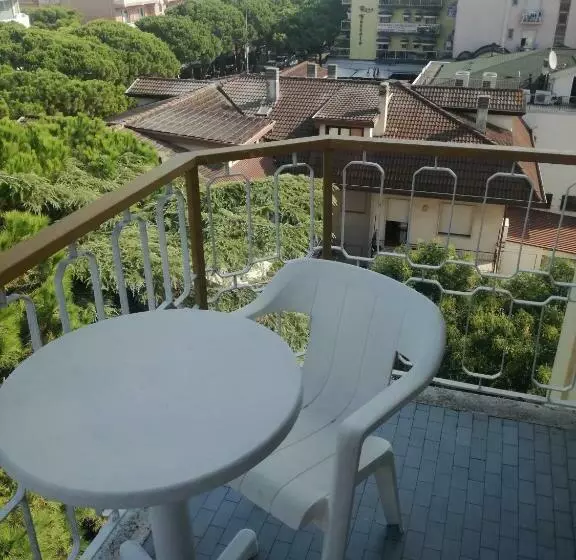 Hotel MaxiHeron & Hotel MiniHeron