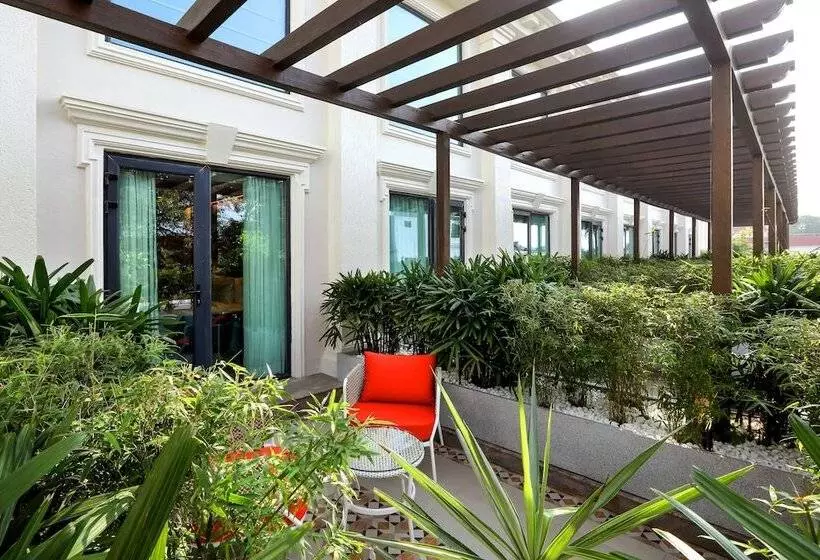 Radisson Blu Hotel & Suites Grt Chennai