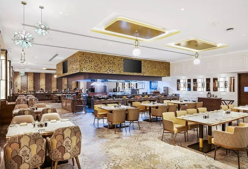 Radisson Blu Hotel & Suites Grt Chennai