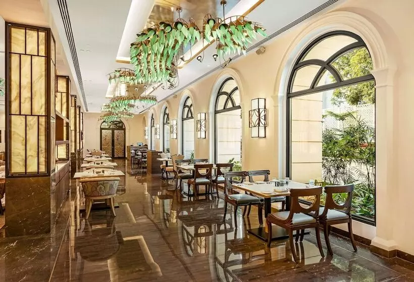 Radisson Blu Hotel & Suites Grt Chennai