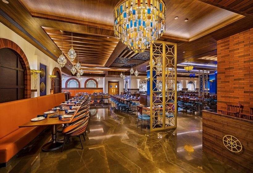 Radisson Blu Hotel & Suites Grt Chennai