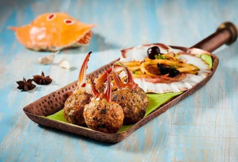 Radisson Blu Hotel & Suites Grt Chennai