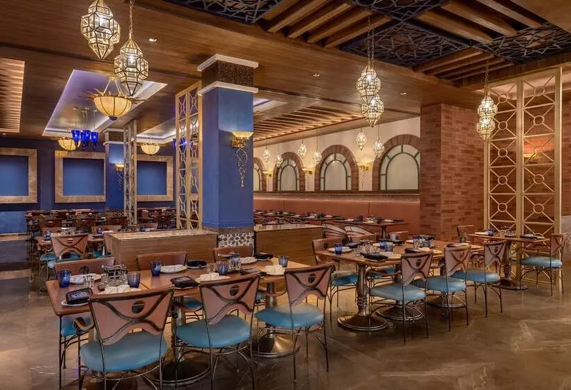 Radisson Blu Hotel & Suites Grt Chennai