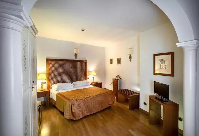 هتل Relais Le Felci Executive Suite Spa