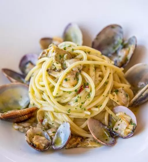 هتل Riva Degli Etruschi