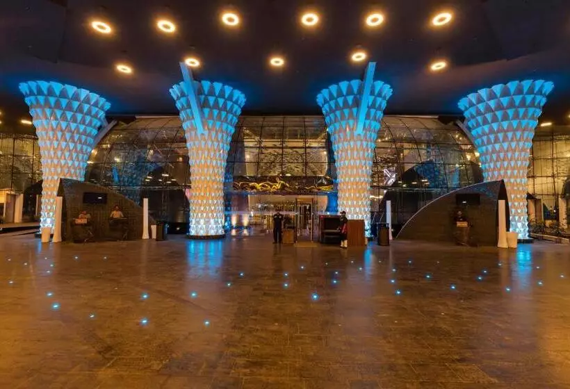 ホテル Sahara Star