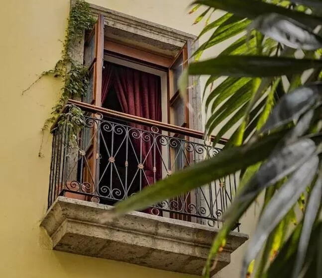 هتل San Francisco Plaza