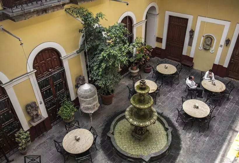 هتل San Francisco Plaza