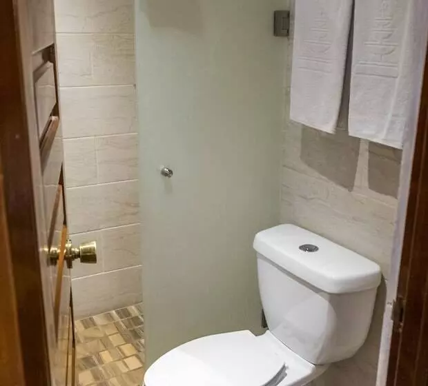 هتل San Francisco Plaza