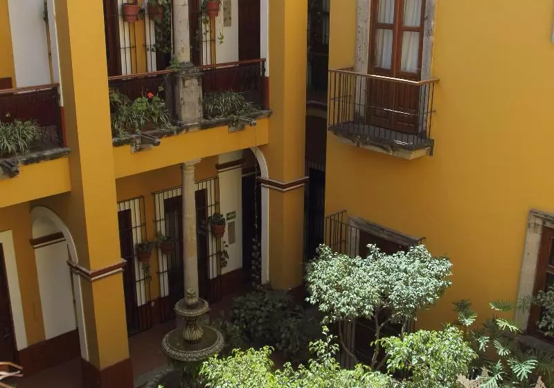 هتل San Francisco Plaza